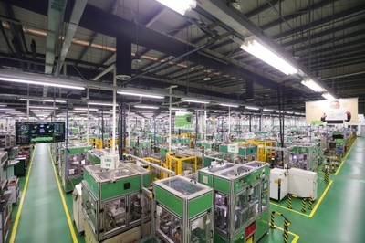 數(shù)智引擎，創(chuàng)新驅(qū)動(dòng)——上海施耐德工控以智能化鑄造燈塔工廠新標(biāo)桿